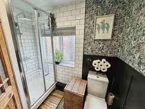 Photo 9- click for photo gallery